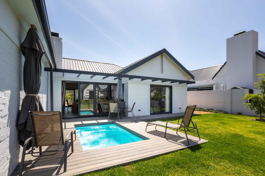 To Let 4 Bedroom Property for Rent in Pearl Valley Golf Estate Western Cape